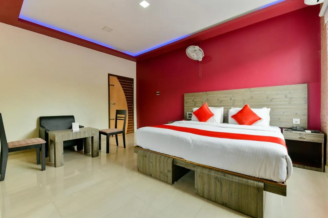Oyo 1889 Hotel Aj Park Alappuzha Indien